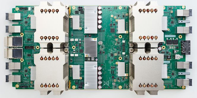 Google Cloud TPU-enhet. Bilde: Google