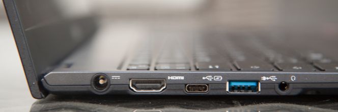 PC-en har både USB Type-A og Type-C. Foto: Kurt Lekanger