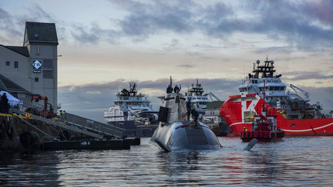 U-32, som var den første ubåten i 212A-klassen og ble tatt i bruk 19. oktober 2005, i Bergen i fjor høst. De nye norske ubåtene vil bygge på dette designet. Bilde:  Fotograf Morten Wanvik AS