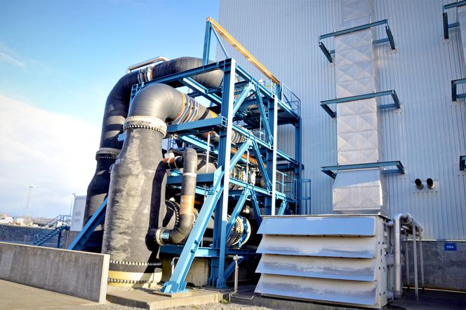 Fra 70 meters dyp: Inntaket for kjølevann til gasskraftverket. Vannet har blitt hentet fra sjøen utenfor Kårstø på 70 meter dyp og ble brukt til å kondensere dampen. Bilde:  Thomas Førde