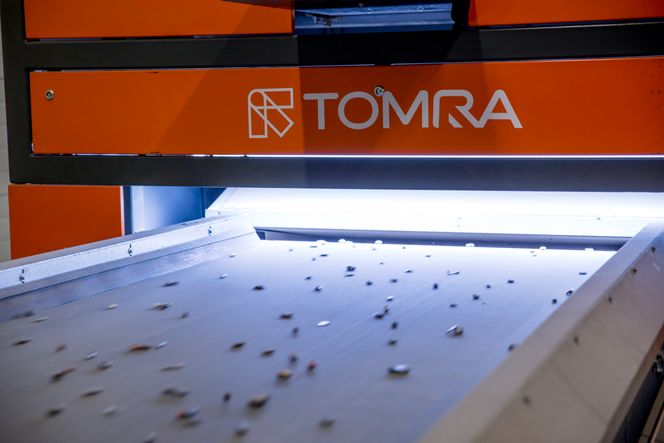 Fleksibelt: Gode algoritmer er vesentlig for riktig sortering. Da kan man endre fra sortering av rødt og gult metall til blandet metall med ett trykk. Bilde:  Mona Strande