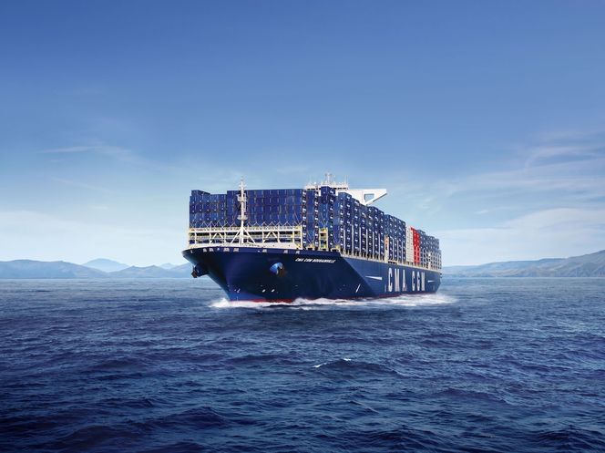 I dag går mange tomme containere fra Europa tilbake til Asia. Det er nok av ledig kapasitet til å frakte plast til gjenvinning og energiproduksjon ved de store containerhavnene i Sør-Øst-Asia. Foto:  CMA CGM