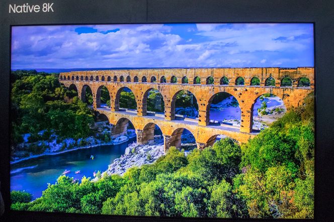 8K: Vi spår at 8K er en teknologi få trenger. Den vanlige TV-titter sitter for langt unna til å få glede av oppløsningen. Oppskalering eller ikke. 4K er mer enn nok, om man ikke skal ha en 150 tommer da. Foto:  ORV