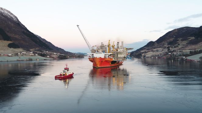Her er plattformdekket etter at det ankom Ølensvåg i høst. Foto:  Espen Rønnevik, Woldcam/Statoil