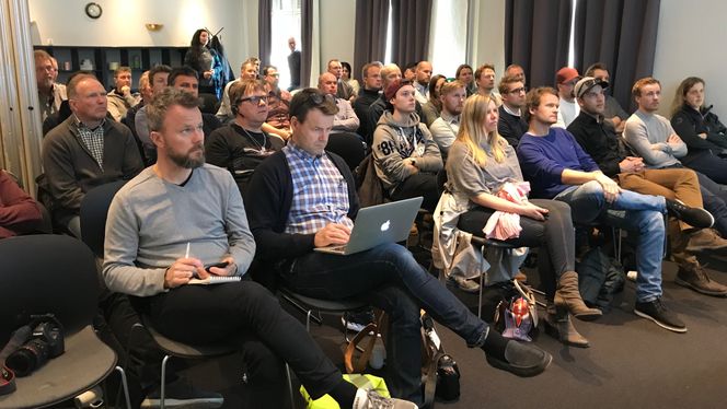 Rundt 30 personer møtte opp på roadshow i Oslo. Foto: Martin Gramnæs