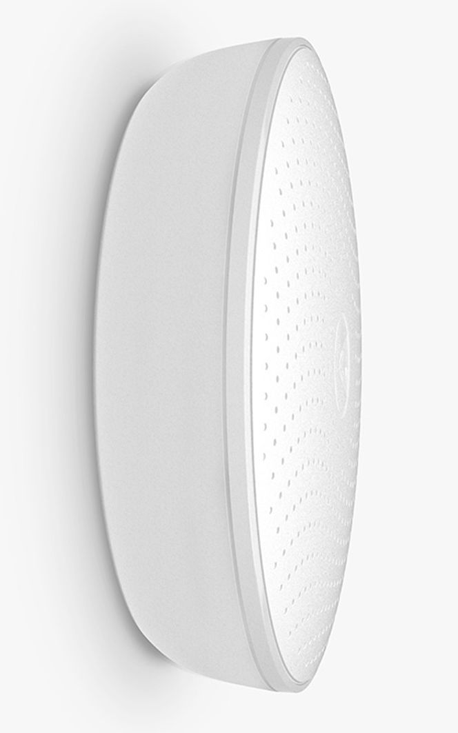 Årets boks: Wave Plus er en batteridrevet samling av sensorer med radonsensor som den mest sentrale. Boksen henges på veggen og snakker med appen i mobilen. Foto: Airthings