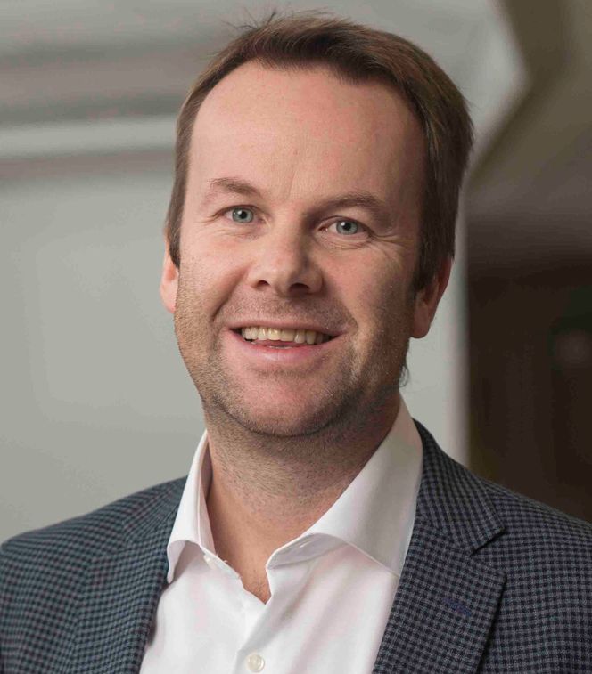 GIR ROS TIL REGJERINGEN: – Et usikkerhetsmoment er fjernet, sier Henning Lunde i Telia. Bilde: Pressefoto