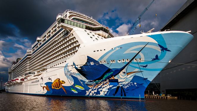 Norwegian Escape liggende ved Meyer Werft i Tyskland. Foto:  Creative Commons