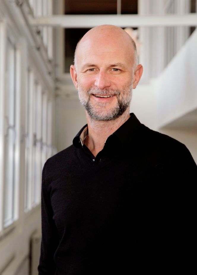 – Karl Johan er blitt utkonkurrert av andre deler av byen, mener Erling Dokk Holm, Høyskolen Kristiania. Foto: Høyskolen Kristiania