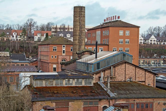 Slik ser det ut i dag, slitent, forfallent og forlatt. I tillegg er grunnen sterkt forurenset. Nå jobber forskere og planleggere for å utvikle det gamle industriområdet til fremtidens byrom. Foto: Fraunhofer ISE