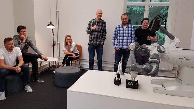 Feiring: Zivid rigger seg for rask vekst. Her feieres en stor ordre. Foto: Zivid