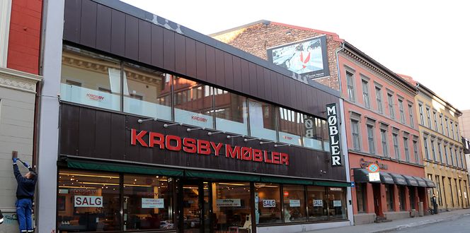 Selger Krosby Møbler AS ble fornøyd med salgssummen, ifølge Pål Weiby i Statsbygg. Foto: Statsbygg