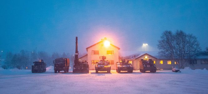 Forsvaret skal rive og bygge nytt i Porsangermoen militærleir. Blant annet skal de bygge nye militærboliger til en halv milliard kroner. Foto: Preben Aursand / Forsvaret