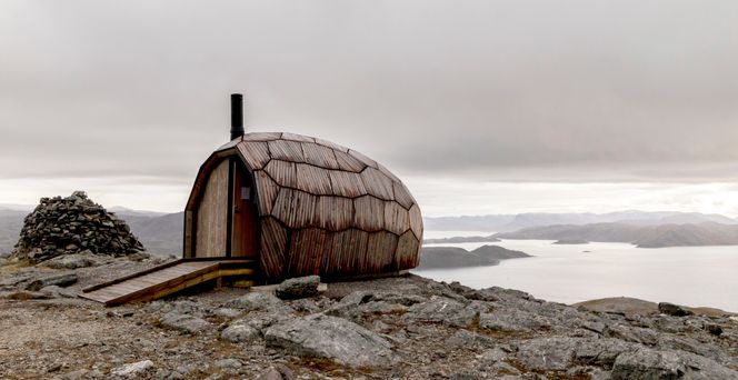 Trematerialet vil over tid få en sølvgrå patina. Foto: Tor Even Mathisen