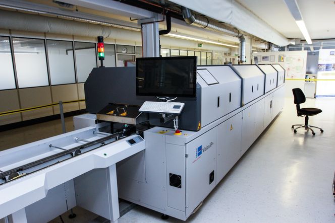 Produksjonslinjen: Den nye produksjonslinjen i Tyskland som skal produsere de nye sensorene til Disruptive Technologies vil etterhvert kunne produsere 10 000 enheter i timen. Foto: Disruptive Technologies