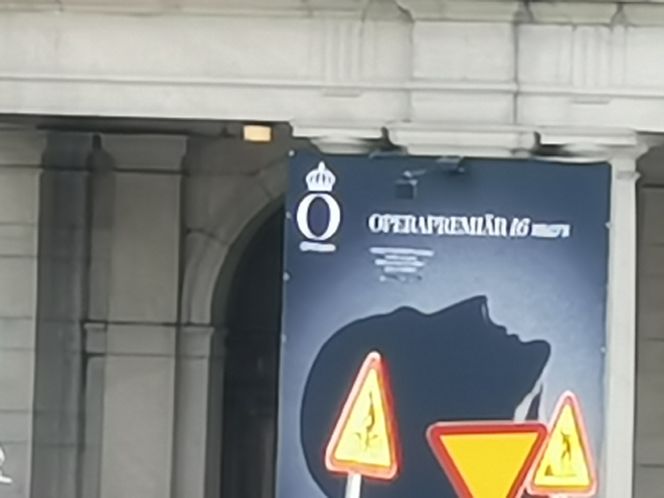 50X zoom. Håndholdt/uten stativ.