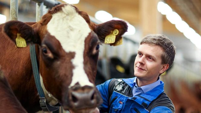 Veterinær Gunnar Dalen sier at norske gårder er spesielt godt egnet for robotisering. Foto:  Bo Mathisen, NMBU