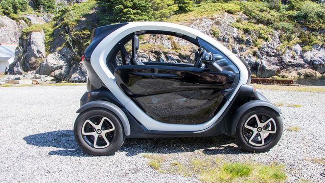 Renault Twizy har vært i salg i mange år, og har plass til fører og en passasjer. Foto: Marius Valle