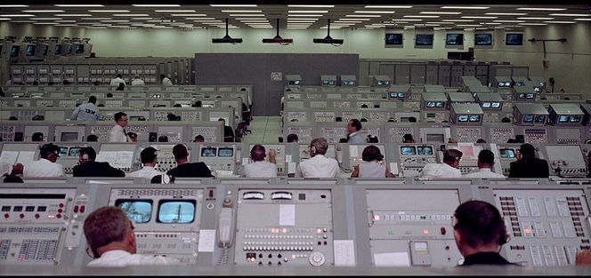 Kontrollsenteret i Houston. Foto:  Neon/CNN Films
