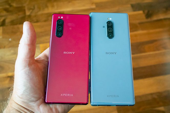 Flyttet: De tre kameraene er flyttet sideveis på Xperia 5. Foto: Odd R. Valmot