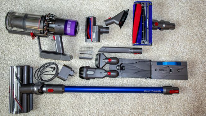 Dyson V11 Absolute har best sugeevne av de fire støvsugerne vi testet. Foto: Odd Richard Valmot