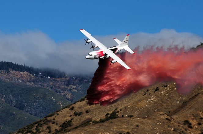 Dette blir snart den nye hverdagen for de fem C-130H Hercules-flyene Norge har solgt for 4,5 millioner dollar. Foto: Coulson Aviation