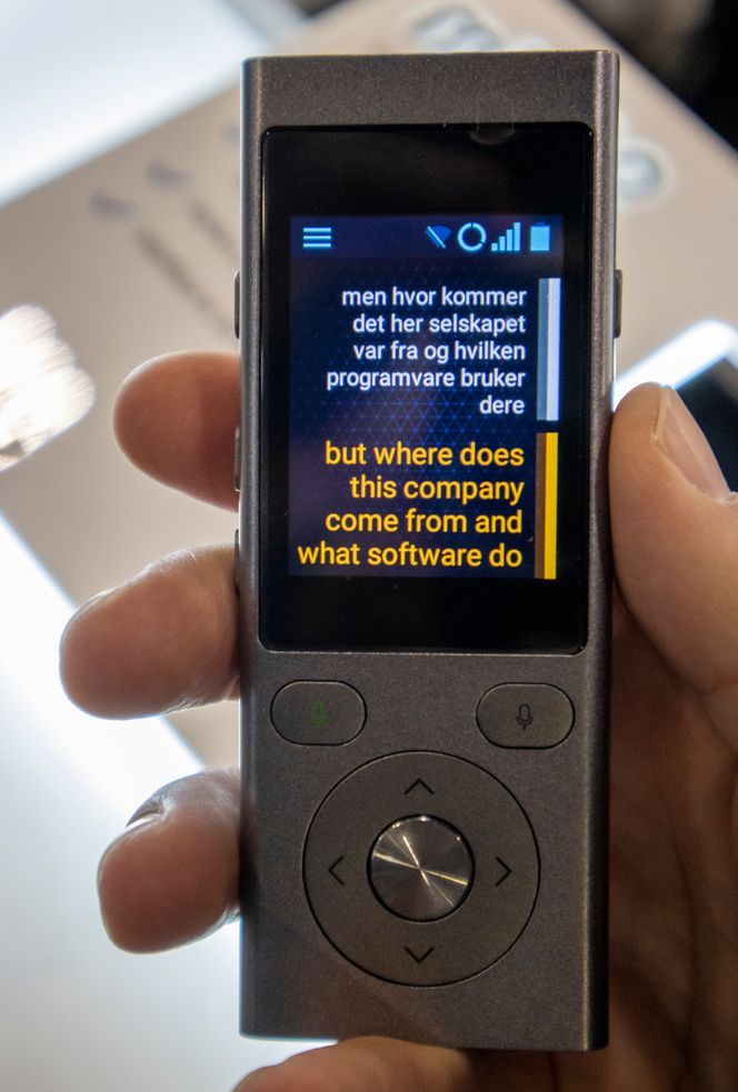 Oversetter: Polske Vasco Electronics har laget en diktafonliknende oversetter som gjør det mye enklere å bestille en øl i de aller fleste land du kommer til. Foto: Odd Richard Valmot