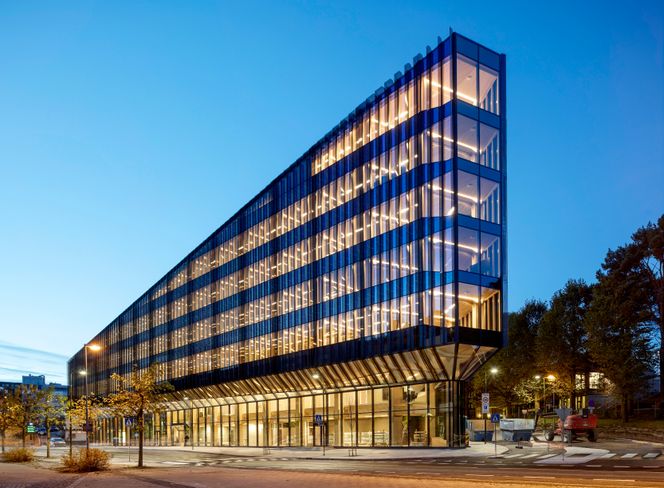 Monumentalt: Bankpalasset i Bjergsted vises godt igjen. Foto:  SINDRE ELLINGSEN/HELEN & HARD 