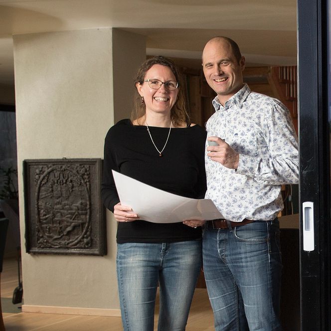 Karen Byskov Lindberg og Bjørn Thorud er begge energirådgivere av yrke. Foto: Sverre Christian Jarild