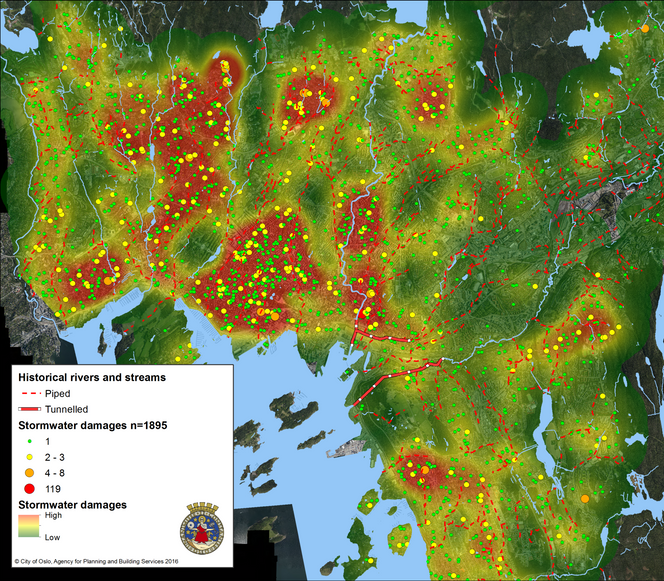 Jo mer data, jo bedre beslutningsgrunnlag. Disse bildene illustrerer hvordan data fra ulike kilder kan gi ganske ulike risikoberegninger for overvannshendelser i Oslo. Øverst: Analyse basert på offentlig skadearkiv. Nederst: analyse basert på forsikringsselskapenes skadedata. Illustrasjon: Oslo kommune