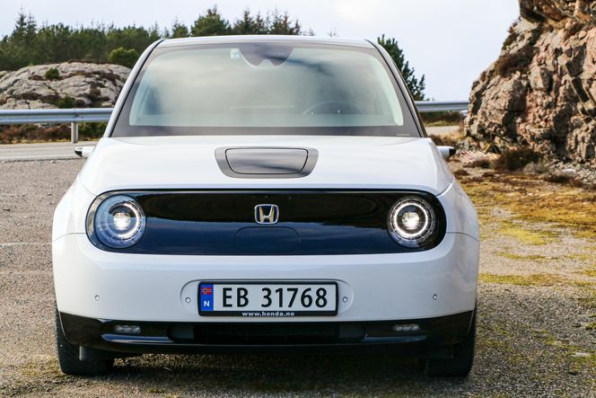Honda E er en av de nye elbilene som kommer på markedet nå. Foto: Marius Valle