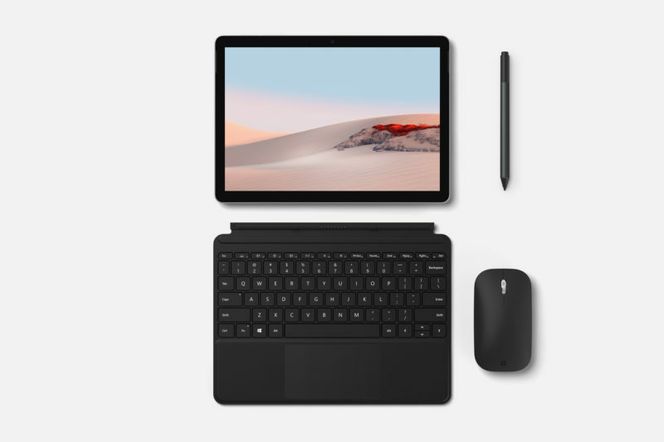 Surface Go 2 kan fås med tastatur, mus og penn som ekstrautstyr. Foto: Microsoft