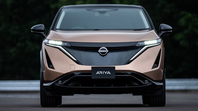 Bilen har en front som har elementer fra Leaf. Foto:  Nissan