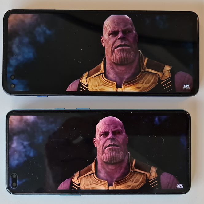 Til underholdning: Motorola Moto G 5G øverst har en 21:9-skjerm som kan vise spillefilmer uten svarte striper. Det er ikke nok til å oppveie for den fantastiske OLED-skjermen til OnePlus Nord. Foto: Odd Richard Valmot