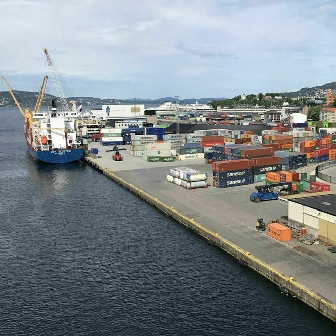 Dokken i dag. Nå skal industrien ut til fordel for service, handel og kultur. Bilde: Team Asplan Viak/Mad