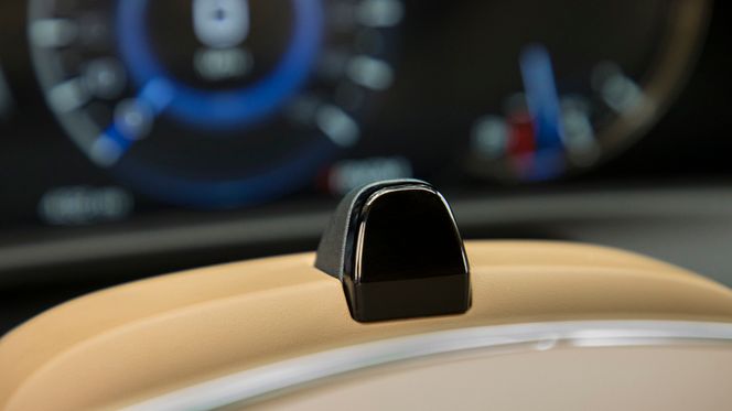 Når «autopiloten» til Cadillac er aktivert, sjekker kameraet ved hjelp av infrarødt lys hvor føreren har blikket. Foto: Wes Allison, Cadillac