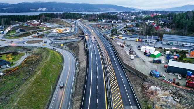 Den nye E6'en som i dag har ÅDT på rundt 18000, er dimensjonert for ÅDT 30 000 i 2040. Foto: Magnus Solberg, Peab