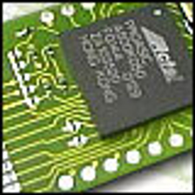 Messiah-modchip til Playstation 2.