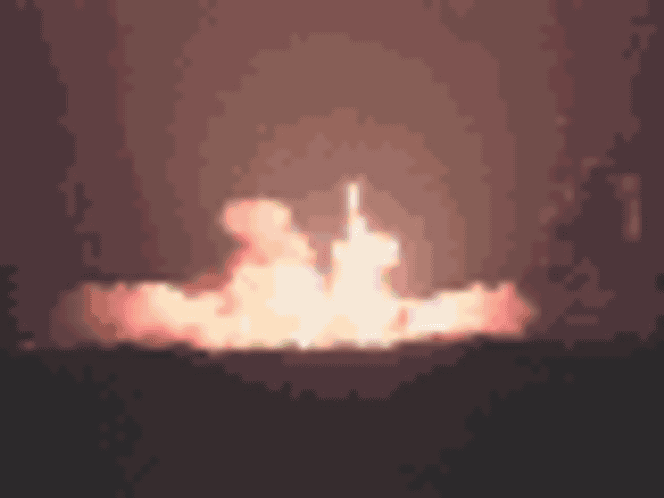 Under oppskytningen av Thor III-satellitten.