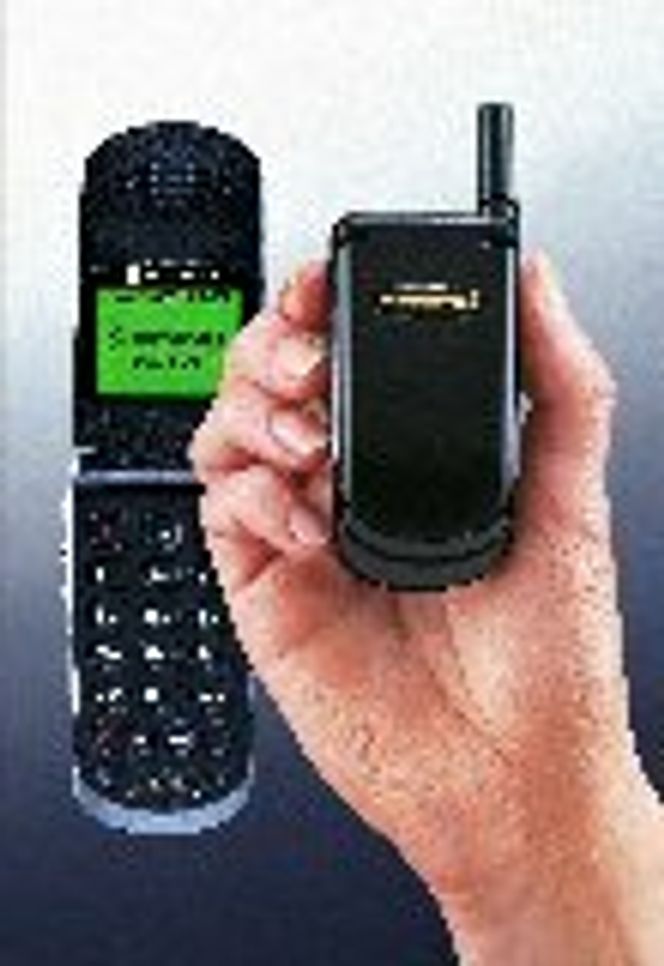 Motorola v3688.