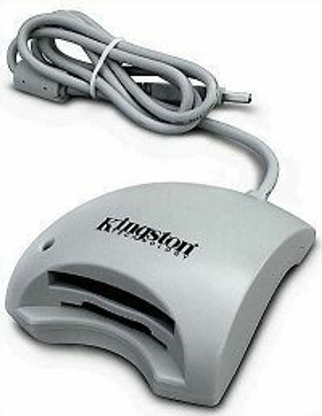 Kingston 6in1 minnekortleser.