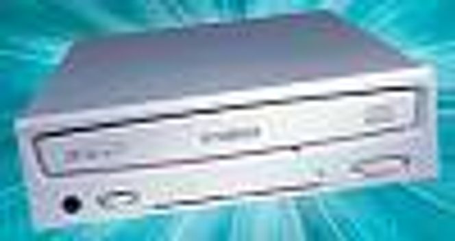 Yamaha CRW2200EZ.