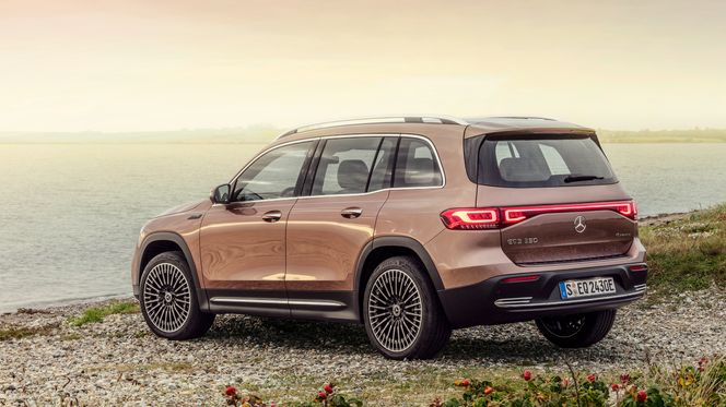 Bilen kan leveres med fem eller sju seter.  Foto:  Mercedes-Benz