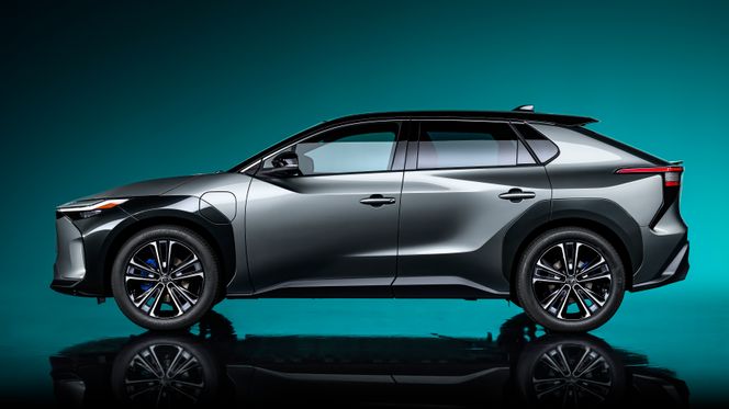 Toyota Bz4x er Toyotas første helelektriske batteribil. Foto: Toyota