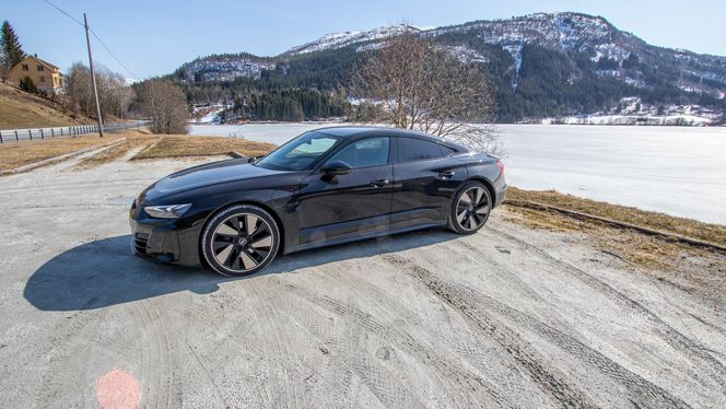 Bilen kommer ferdig levert med falsk motorlyd. Foto:  Marius Valle