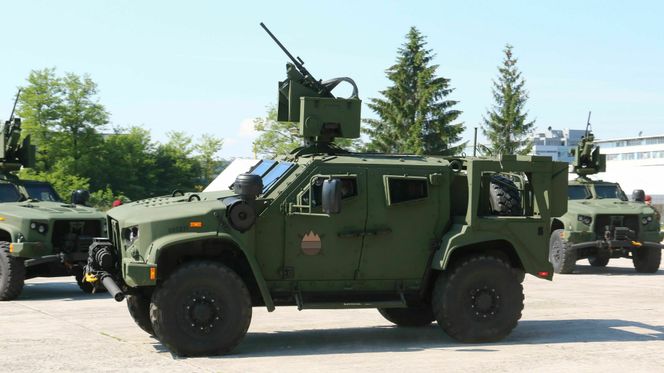 Så langt har KDA integrert tre våpenstasjoner på slovenske JLTV – det skal bli ytterligere 72. Foto: Borut Podgoršek, Det slovenske forsvarsdepartementet