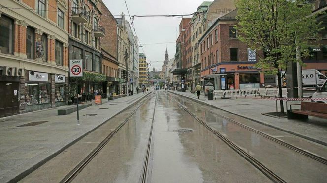 Trikken har fått nytt fundament, ny skinnegang, ny kontaktledning for strømforsyning og nye signalkabler. Foto:  Bymiljøetaten, Oslo kommune