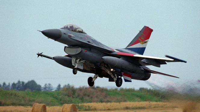 F-16 fra den nederlandske 306 skvadron tar av fra Ørland under Nato air meet i 1997. Foto: Torbjørn Kjosvold/Forsvaret