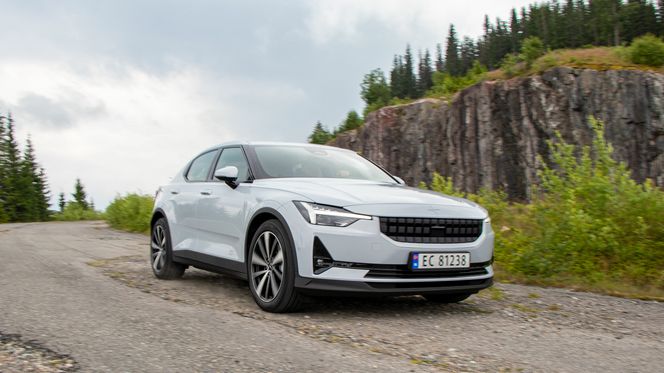 Polestar 2 gir deg egentlig overraskende mye rekkevidde for pengene. Foto: Marius Valle