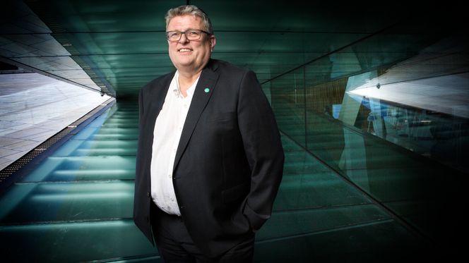 – Norsk næringsliv står foran store omstillinger etter pandemi, et grønt skifte og et arbeidsliv med blanding av kontor og fjernarbeid. I disse omstillingene skal Tekna være en partner som jobber for gode og fleksible løsninger som ivaretar medlemmenes interesser, sier Lars Olav Grøvik. Foto: Sverre Chr. Jarild